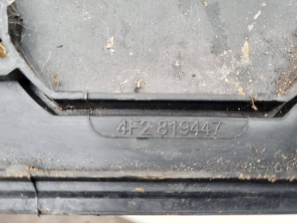 4F2819447 Audi A6 2006 Priekšējā stikla tīrītāja apdare - PRIEKŠ - Thumbnail 4