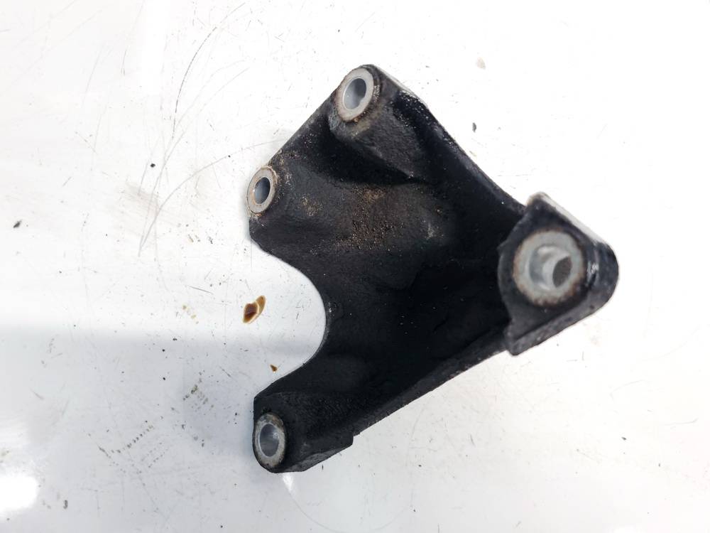 8E0199308J Skoda Superb 2002 Moottorin kiinnike - Thumbnail 2