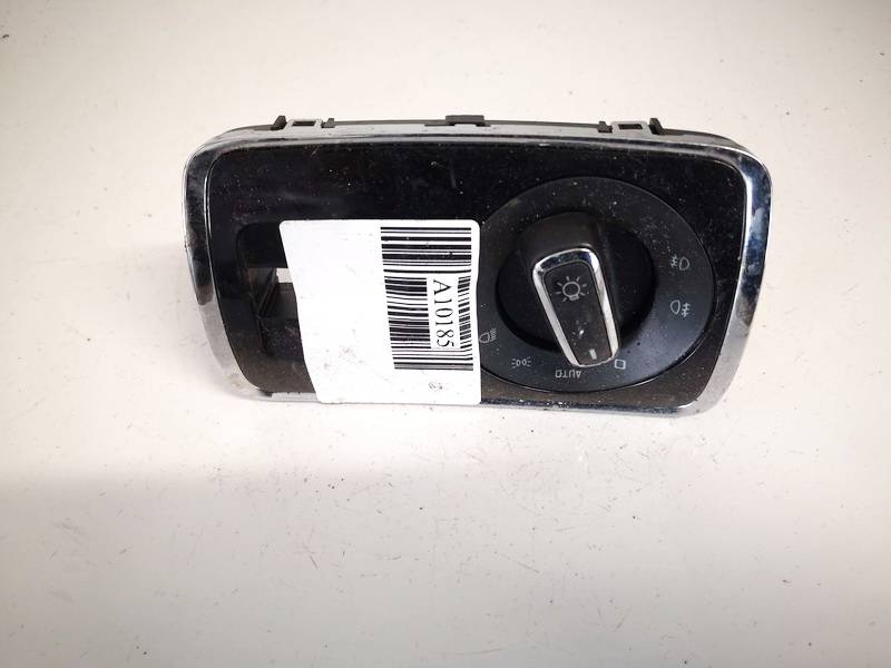 3T0941431B Skoda Superb 2011 Блок света с птф