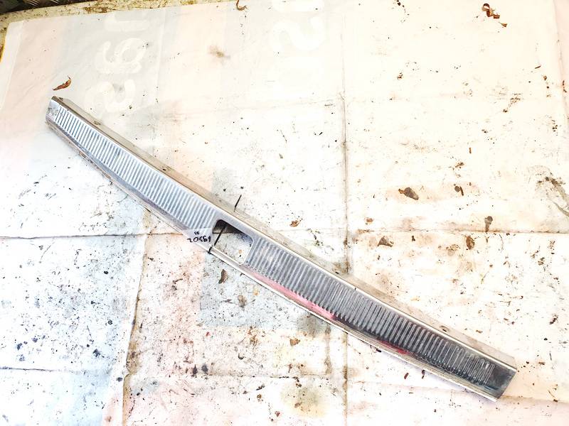 4B9864483A Audi A6 2003 Metal Boot Lip Cover