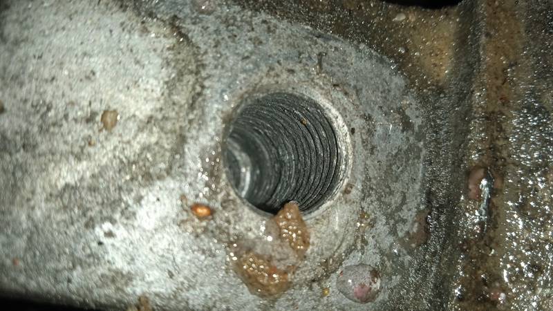 03G199207F Skoda Octavia 2005 Ātrumkārbas kronšteins - Thumbnail 3