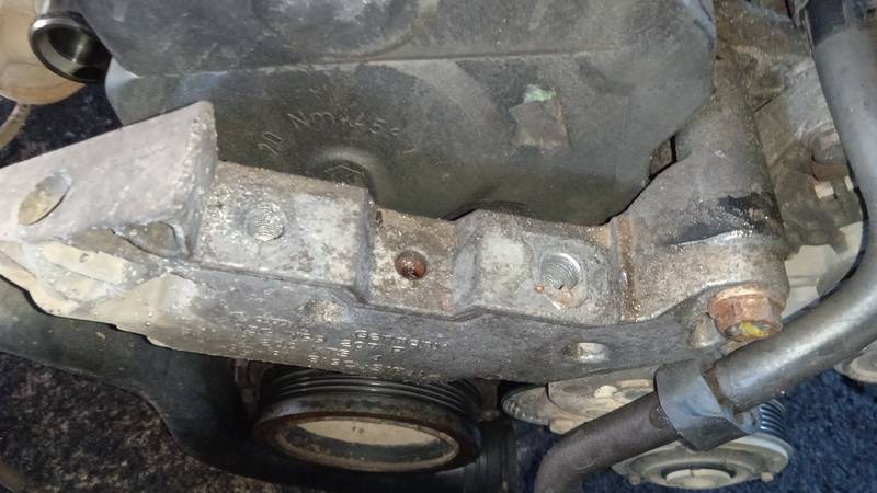 03G199207F Skoda Octavia 2005 Ātrumkārbas kronšteins - Thumbnail 2