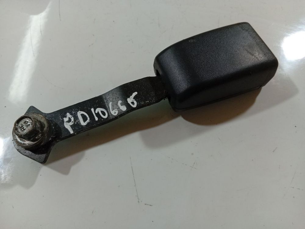 031121DI Mazda 6 2004 Seat belt holder (Seat belt Buckle) - FRONT RIGHT