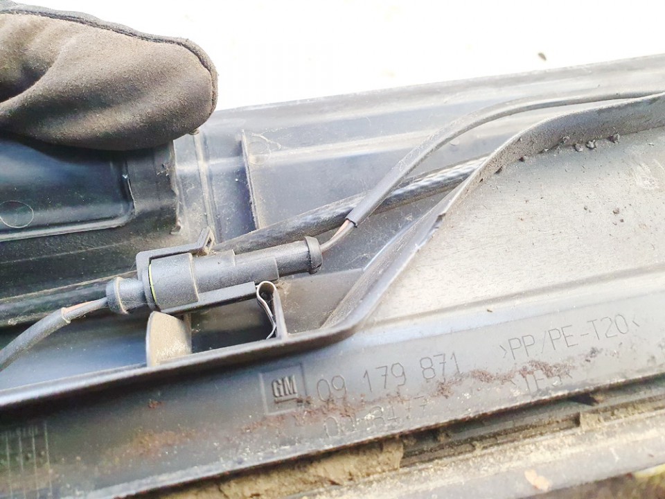 09179871 Opel Vectra 2003 Wiper Muolding - FRONT - Thumbnail 3