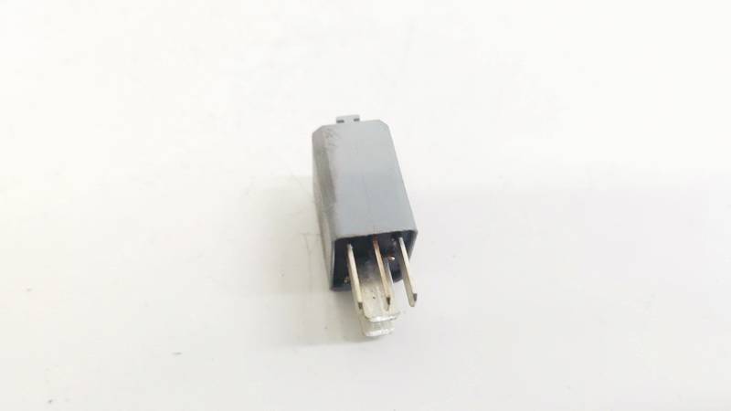 13100504 Opel Zafira 2007 Relay module - Thumbnail 2