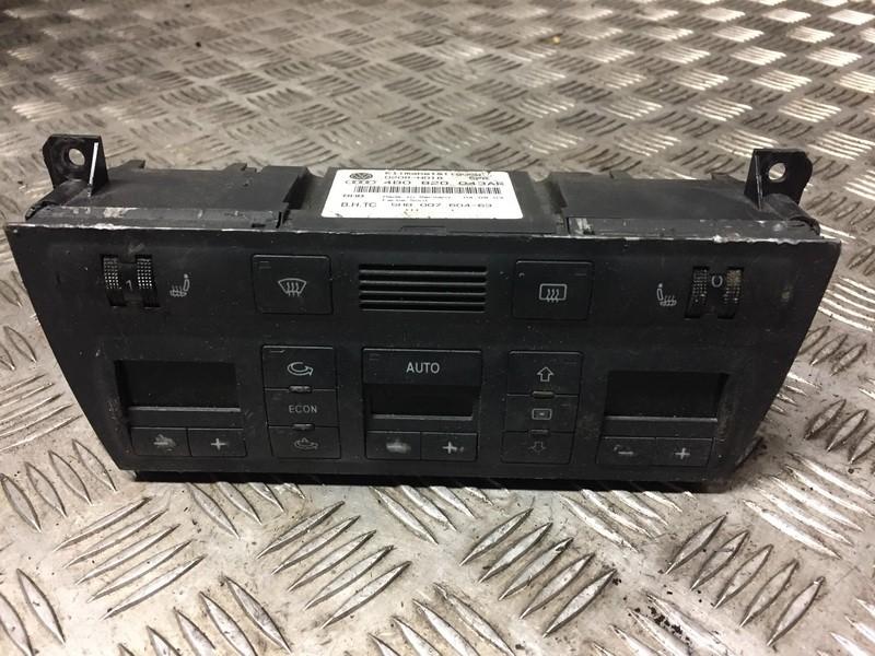 4B0820043AR Audi A6 2003 Climate Control Panel (heater control switches)