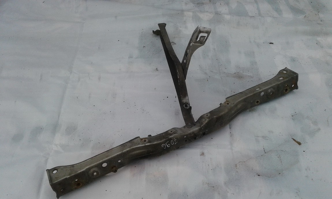 Toyota Avensis 2003 Televizorius (remas) P.