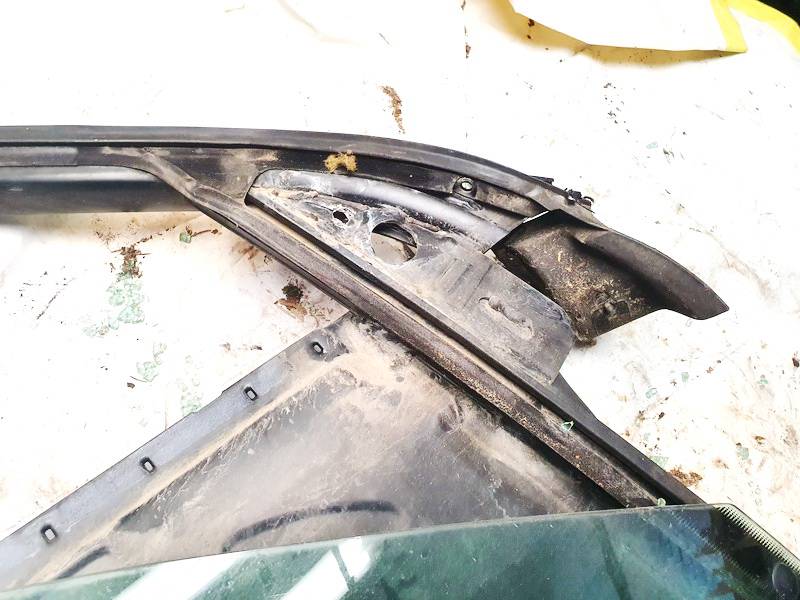 Audi A6 1995 Door window frame - FRONT RIGHT - Thumbnail 2