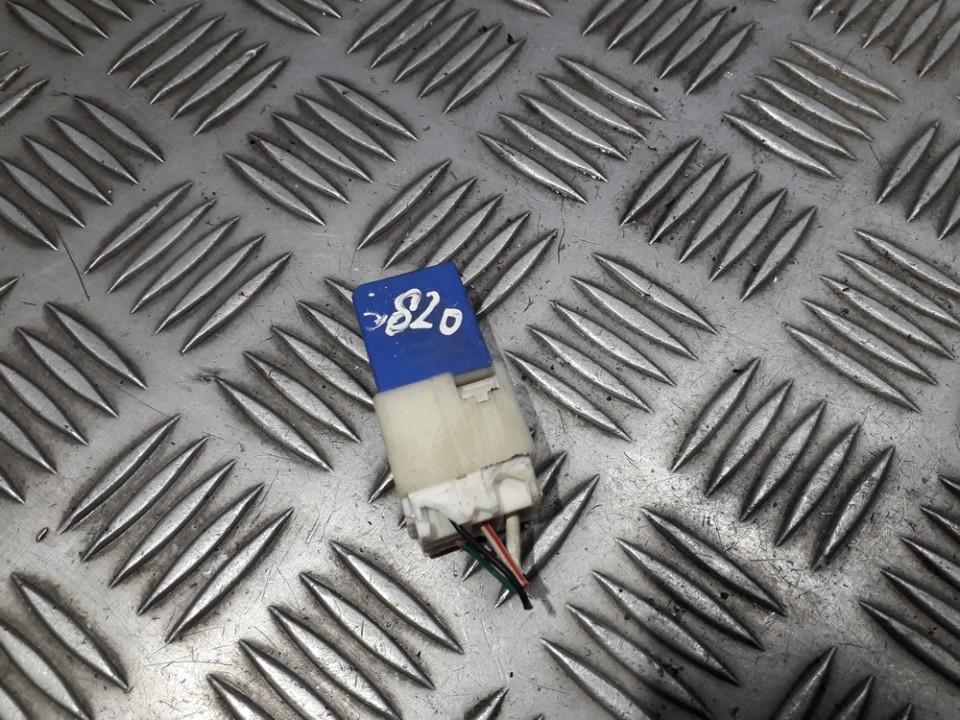 2523079915 Nissan X-Trail 2002 Relay module