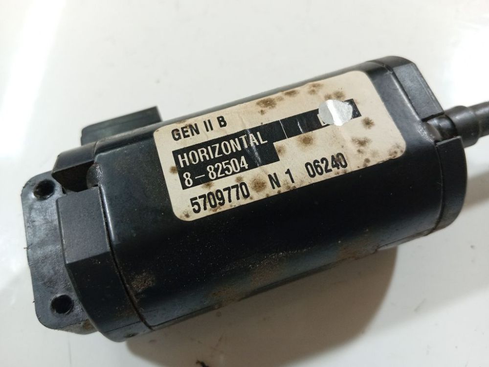 882504 Opel Zafira 2007 Motor de ajuste del asiento - DELANTERO IZQUIERDO - Thumbnail 4