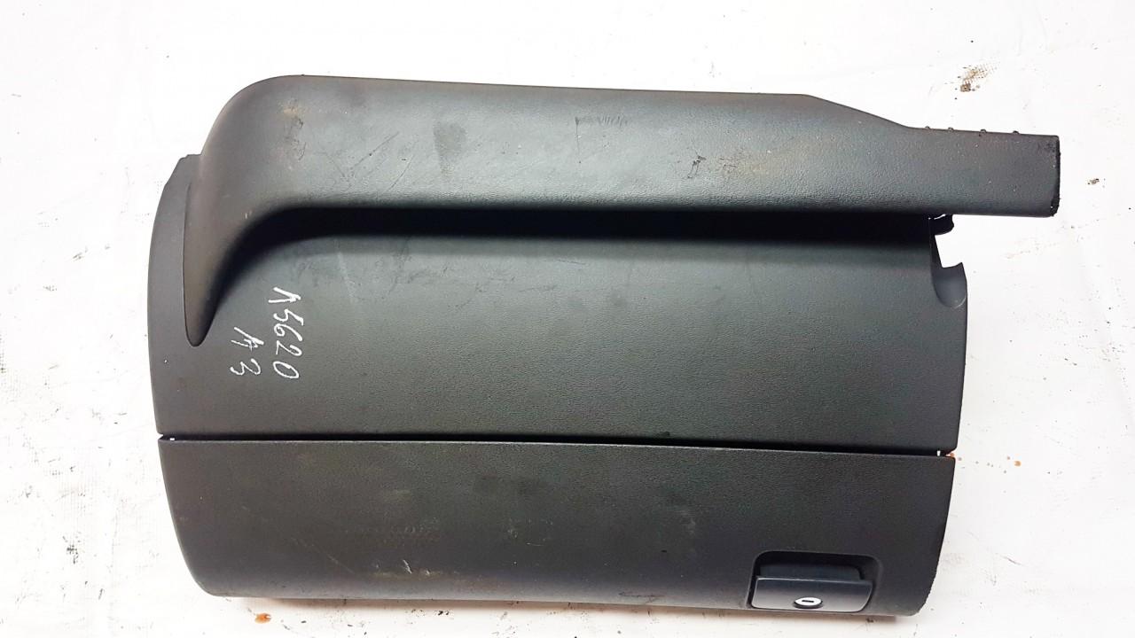 8L1857095 Audi A3 2000 Daiktadeze