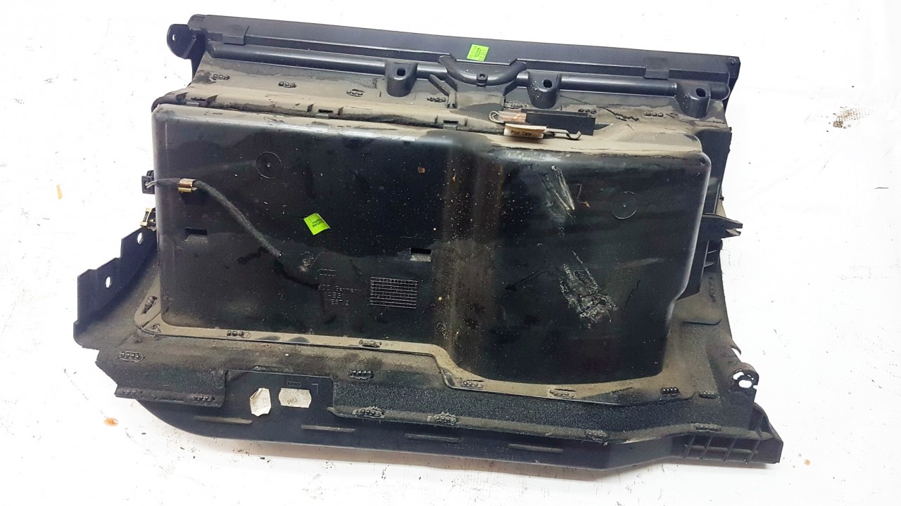 8L1857095 Audi A3 2000 Glove Box Assembly - Thumbnail 2