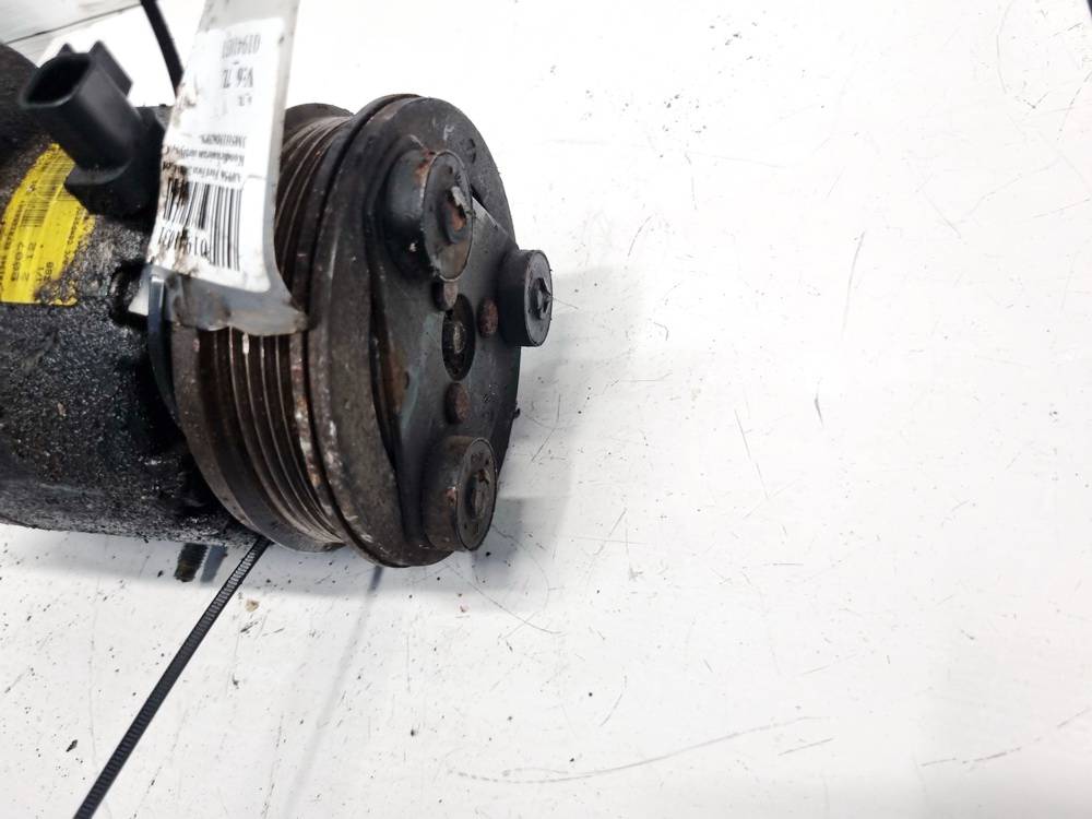 3M5H19D629PN Ford Focus 2008 Ilmastointilaitteen pumppu - Thumbnail 2