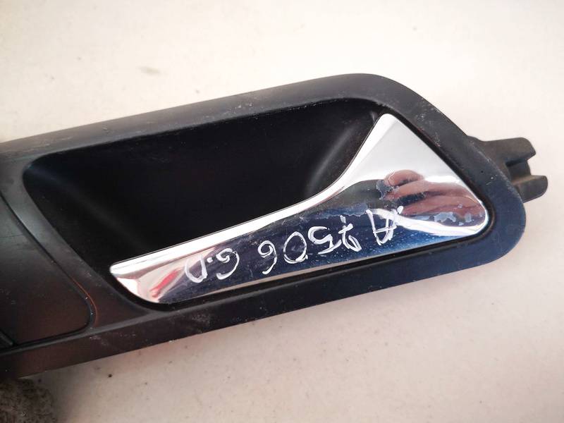 3C4839114 Volkswagen Passat 2006 Door Handle Interior - REAR RIGHT - Thumbnail 2