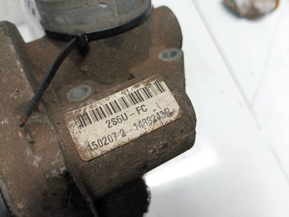 2S6UFC Ford Focus 2008 Droseline sklende - Thumbnail 4