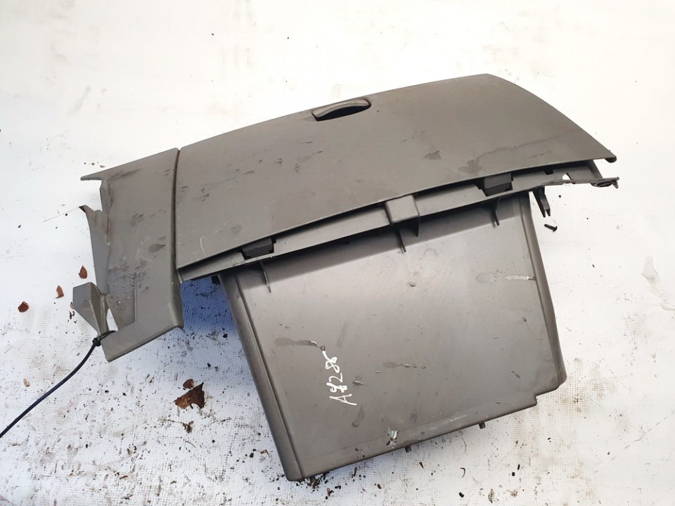 J84DGAA Renault Scenic 2004 Glove Box Assembly