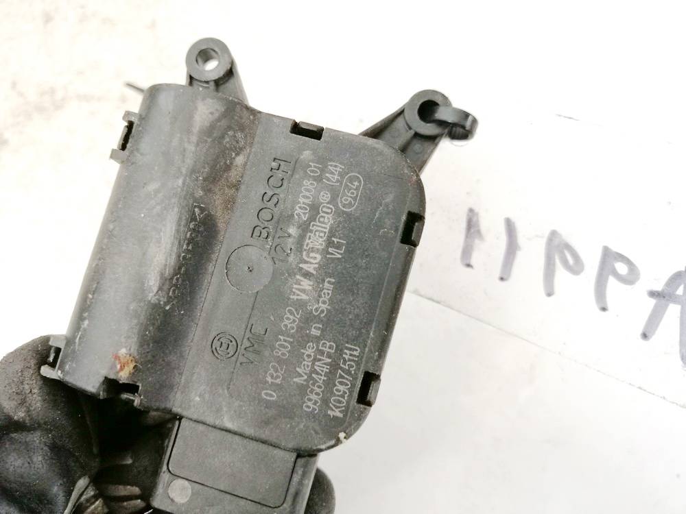 0132801392 Skoda Octavia 2013 Lämmittimen läppämotor - Thumbnail 3