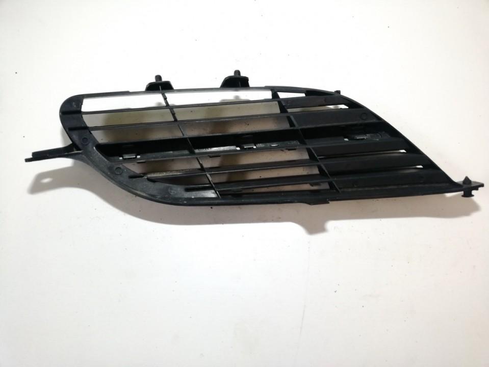 9381M010 Nissan Almera Tino 2002 calandre avant - Thumbnail 2