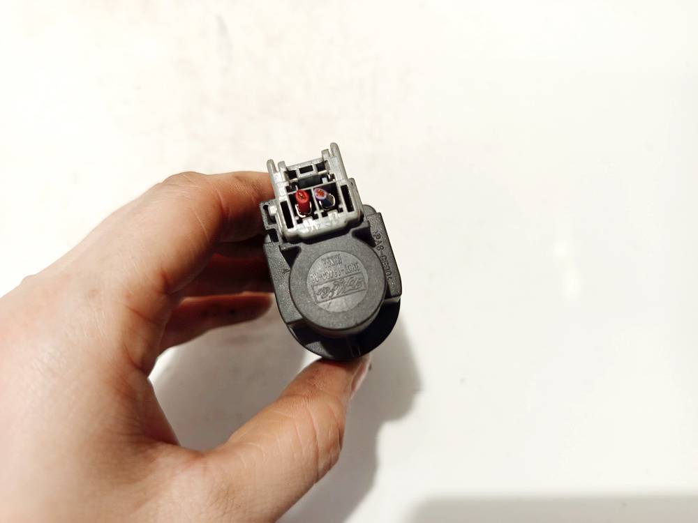 3M5T13480AC Volvo S80 2008 Stabdziu zibintu daviklis (rele-varlyte) - Thumbnail 3