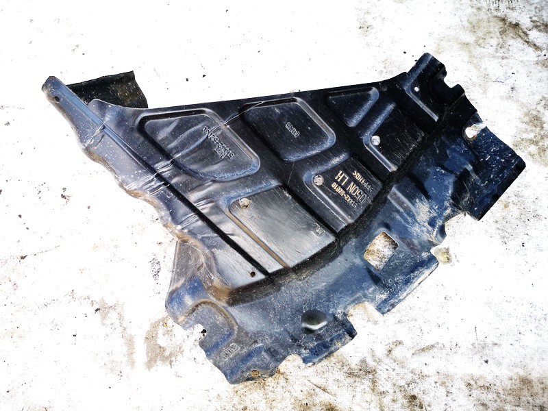 5144252010 Toyota Yaris 2002 Bottom protection