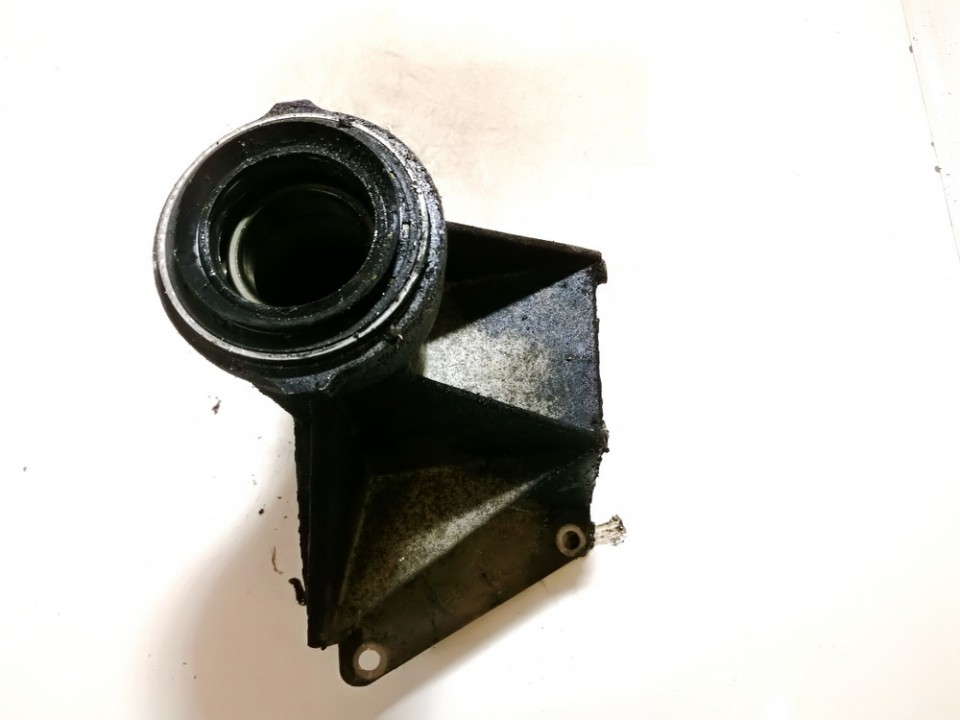 31537503120 BMW X5 2005 Engine Mount Bracket and Gearbox Mount Bracket - Thumbnail 2