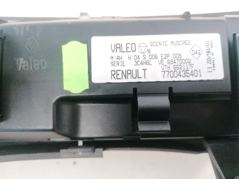 7700435401 Renault Scenic 2002 Climate Control Panel (heater control switches) - Thumbnail 3
