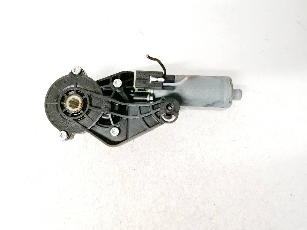 0390203209 Mercedes-Benz C-CLASS 2004 Seat Motor Regulator - FRONT LEFT - Thumbnail 2