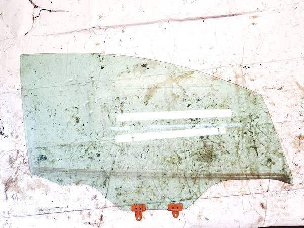 DOT39AS2M40 Nissan Leaf 2016 Duru stiklas P.D.