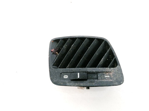 4B0819793 Audi A6 1999 Dash Vent (Air Vent Grille)