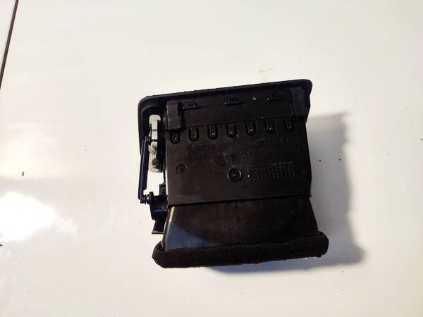 T0024375 Volkswagen Passat 2006 Salono oro groteles