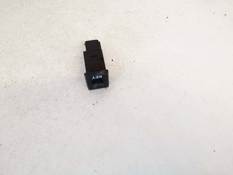 15A257 Toyota Prius 2005 Inne przyciski