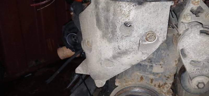 045199207H Volkswagen Polo 2005 Engine Mount Bracket and Gearbox Mount Bracket