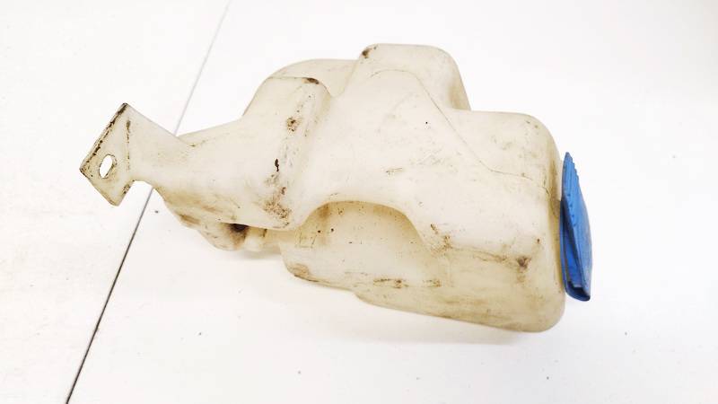 1J0955453N Volkswagen Bora 2000 Windshield Washer Reservoir tank (WASHER BOTTLE)