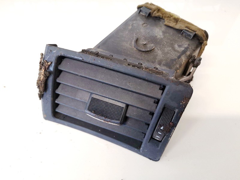 8E0820901F Audi A4 2005 Dash Vent (Air Vent Grille)