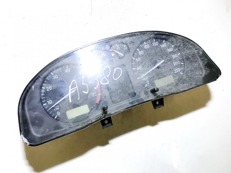 09051940090 Volkswagen Passat 1996 Speedometers - Cockpit - Speedo Clocks Instrument