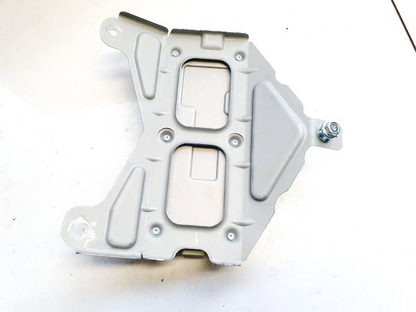 152797300D Tesla Model Y 2023 Muut tietokoneet - Thumbnail 2