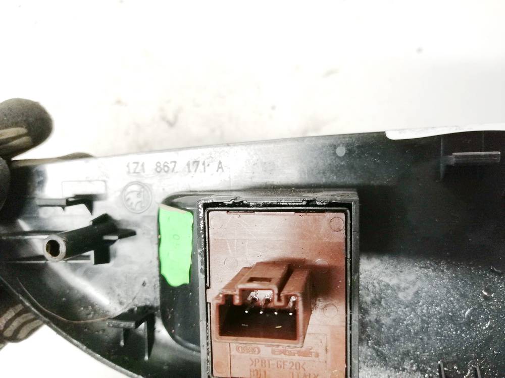 1Z1867171A Skoda Octavia 2013 Interrupteur de Lève vitre - Thumbnail 3