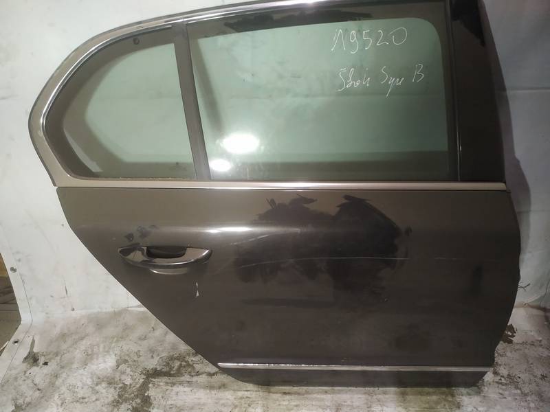 PILKOS Skoda Superb 2011 Drzwi - TYLNE PRAWE