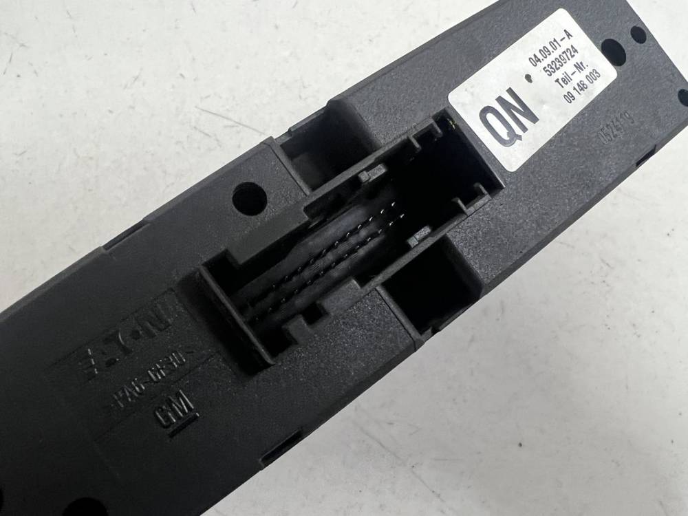 53239724 Opel Omega 2001 Przycisk sterowania szybą (przyciski podnoszenia szyby) - Thumbnail 2