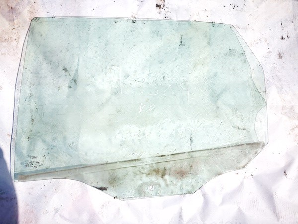 Ford Focus 2003 LUNA TRASERA IZQUIERDA, Luna de la puerta trasera - TRASERA IZQUIERDA