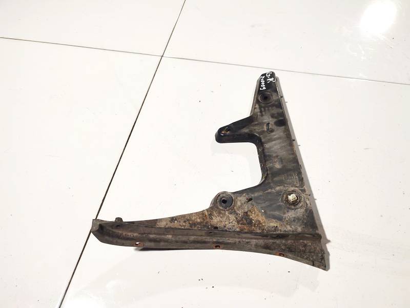 4F9807453 Audi A6 2009 Bampera turētājs - AIZMUGURE PA KREISI