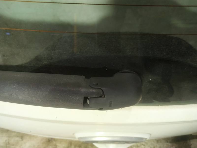 Ford KA 2010 MOTEUR ESSUIE GLACE ARRIERE