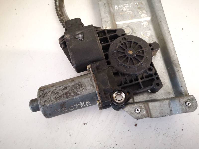 0130821654 Opel Vectra 1999 Window Motor - FRONT LEFT