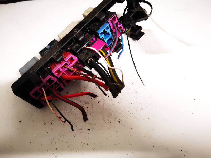 1K1937503 Skoda Octavia 2006 Fuse box - Thumbnail 2