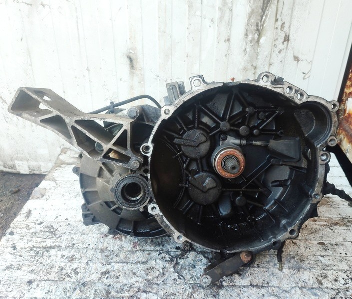 P9482234 Volvo S60 2003 Gearbox