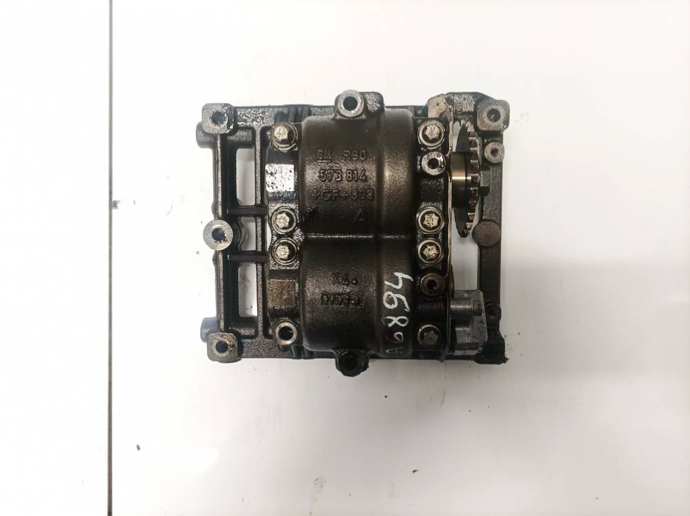573814 Opel Omega 2002 Oil pump