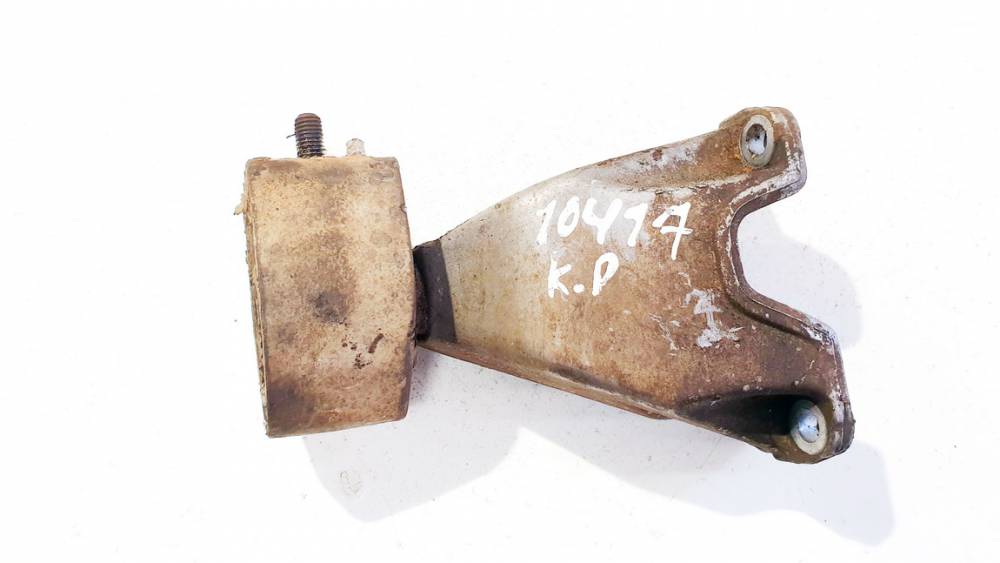 8D0399113AB Volkswagen Passat 1998 Engine Mount Bracket and Gearbox Mount Bracket