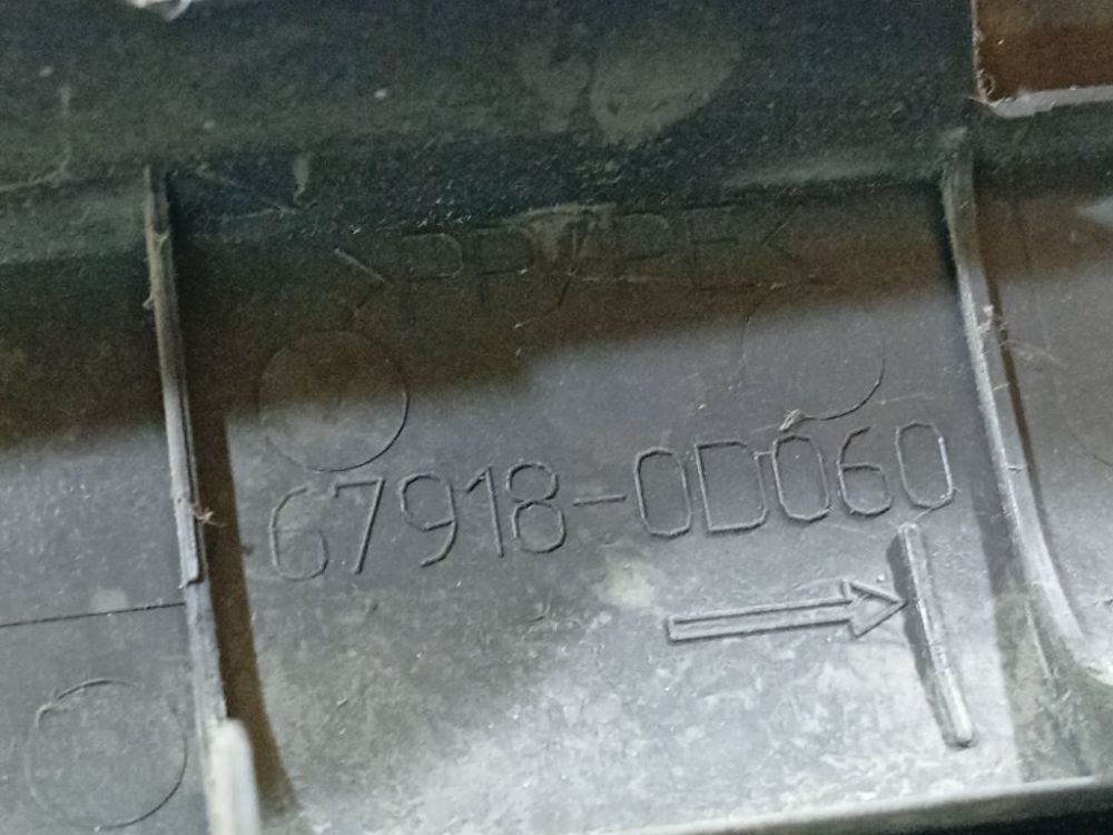 679180D060 Toyota Yaris 2007 Iekšējā sliekšņa apdare - AIZMUGURE PA KREISI - Thumbnail 4