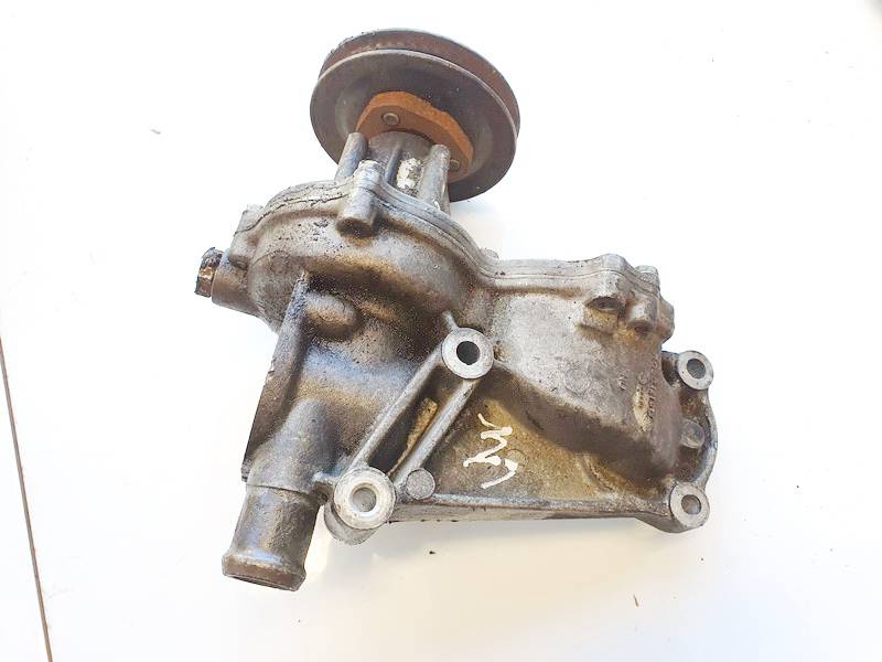 R050121013 Audi A4 1997 Water pump