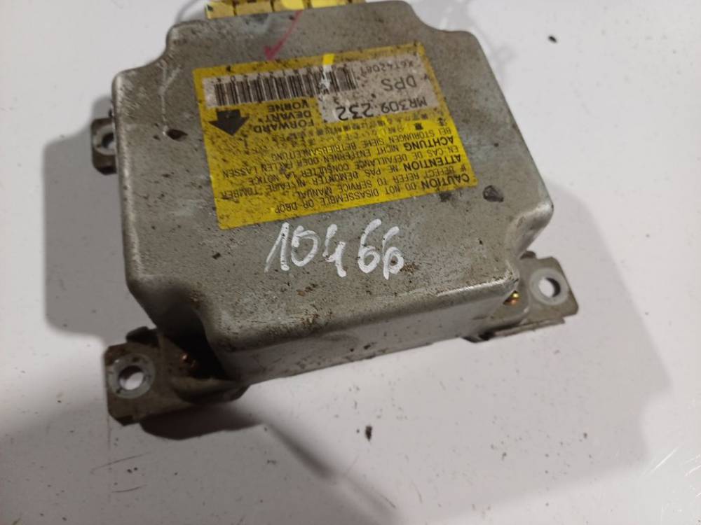 MR309232 Mitsubishi Galant 1999 Airbag crash sensors module